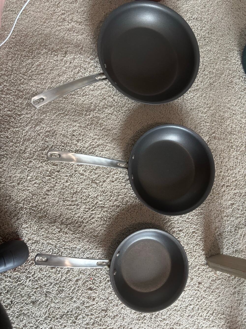 Member's Mark 3-Piece Hard Anodized Fry Pan Set